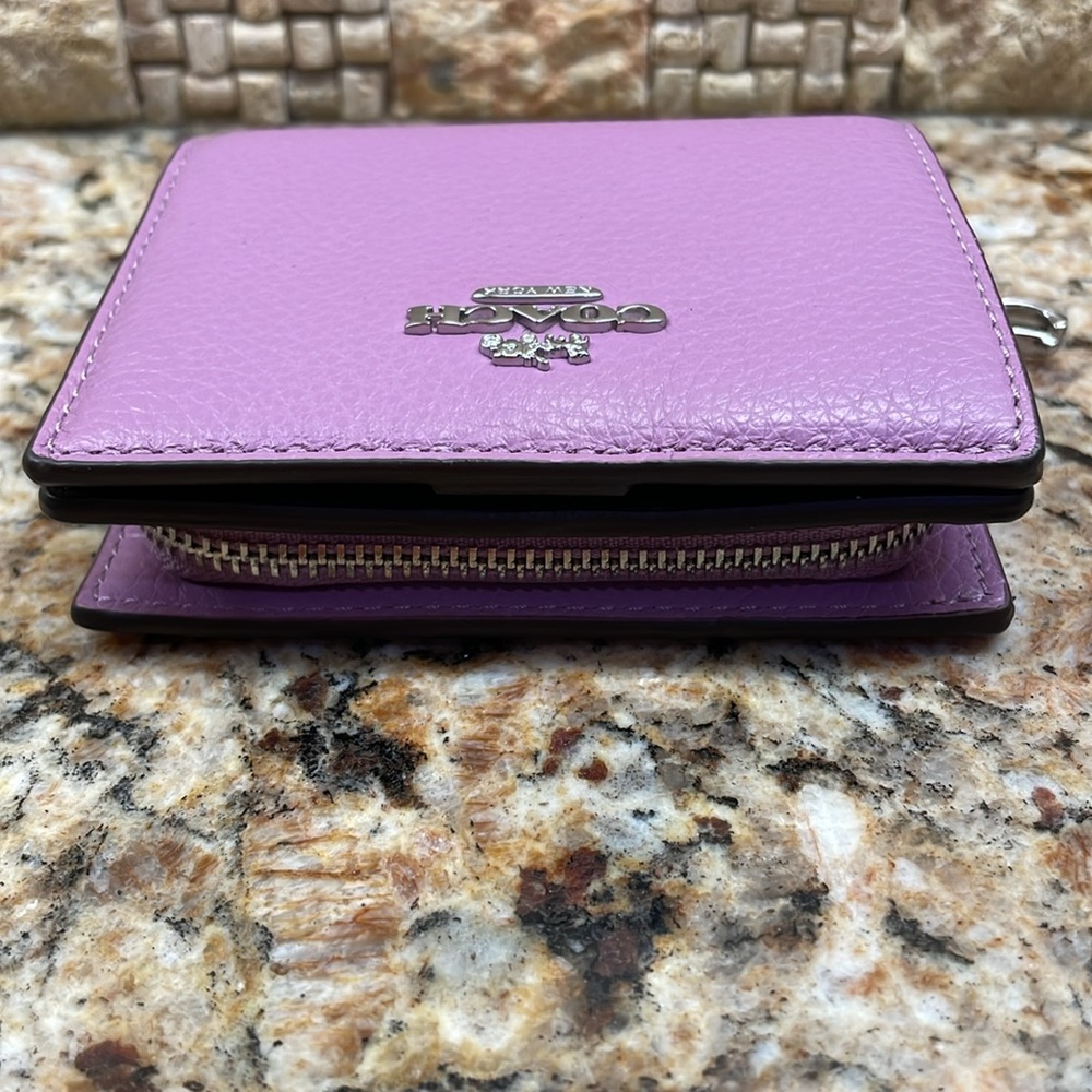 EUC Coach Compact Snap Wallet Lilac Pebbled Leather Silver Hardware - Picture 5 of 14